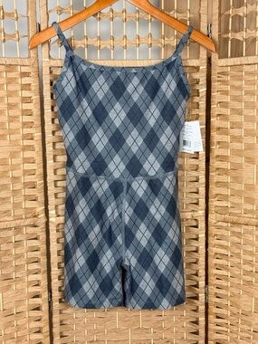 NWT Beyond Yoga SoftMark Keep Pace Biker Jumpsuit Size Small Grey Argyle